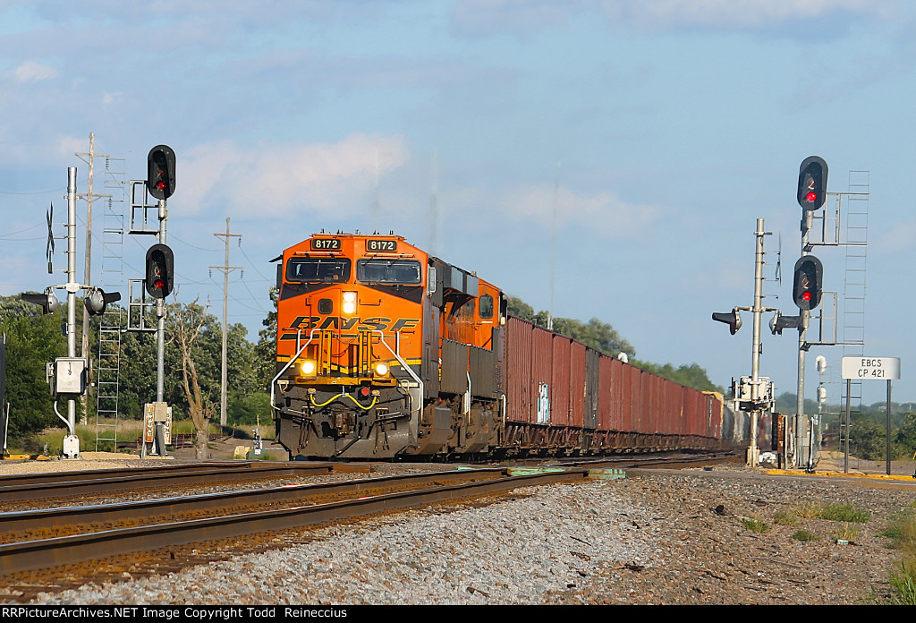 BNSF 8172